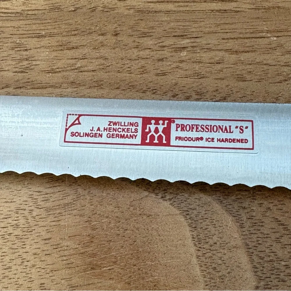 Vintage J.A. Henckels Zwilling serrated knife Professional S